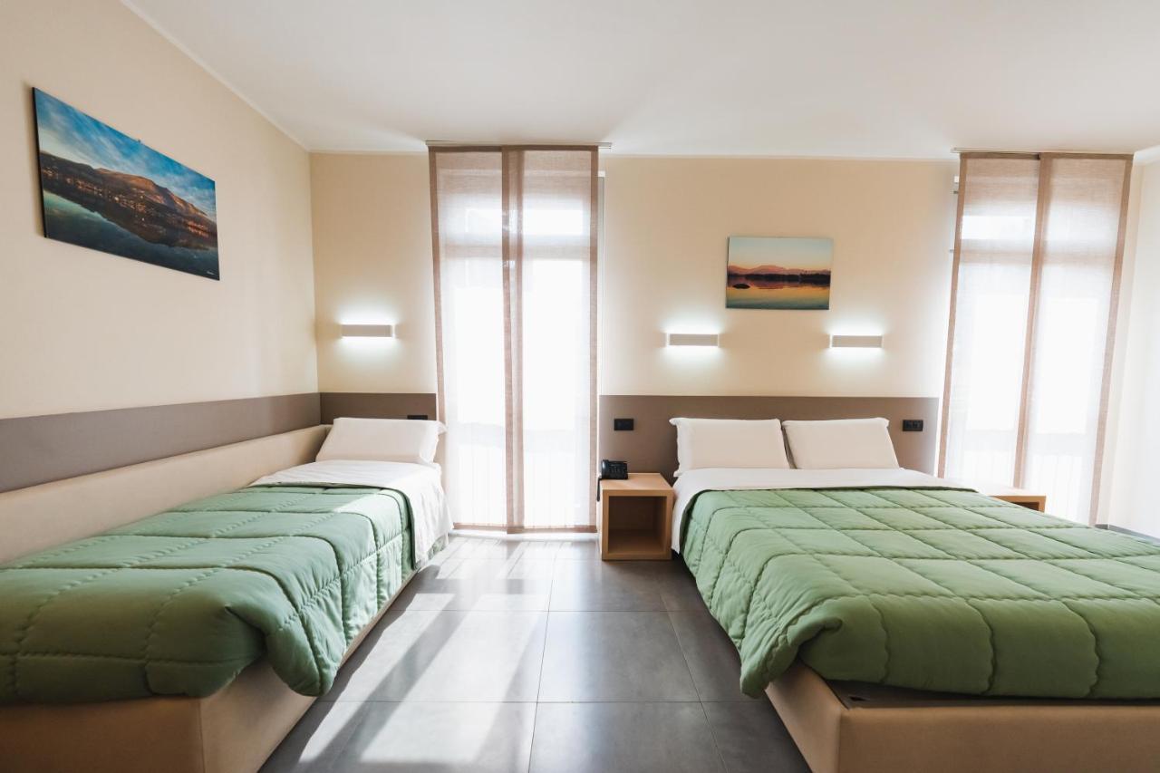 Parini Hotel Bosisio Parini Ngoại thất bức ảnh