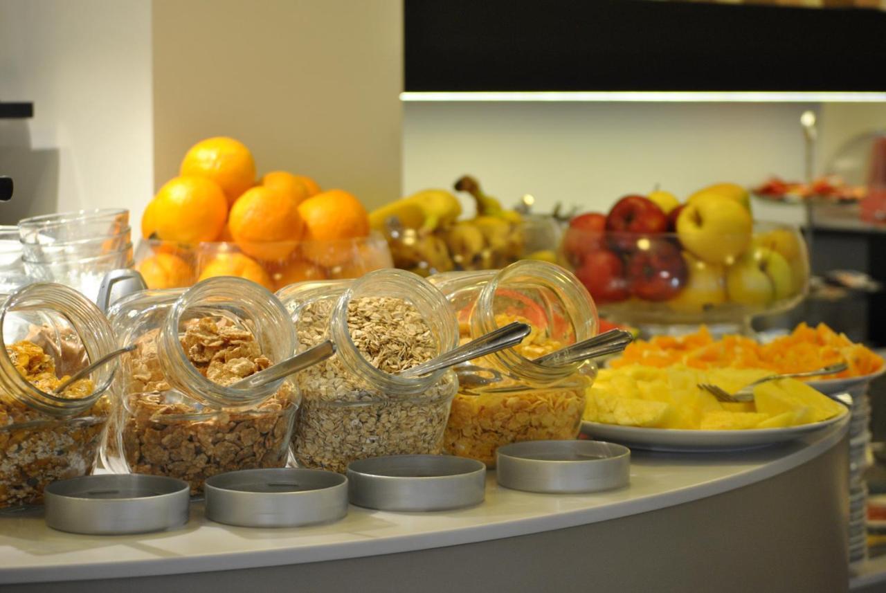 Parini Hotel Bosisio Parini Ngoại thất bức ảnh