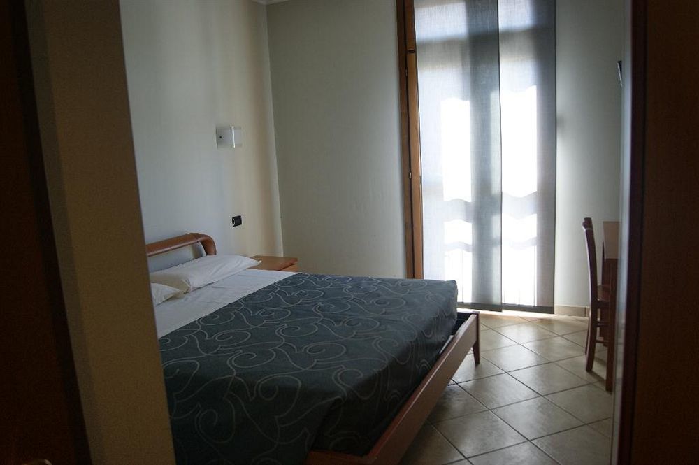 Parini Hotel Bosisio Parini Ngoại thất bức ảnh